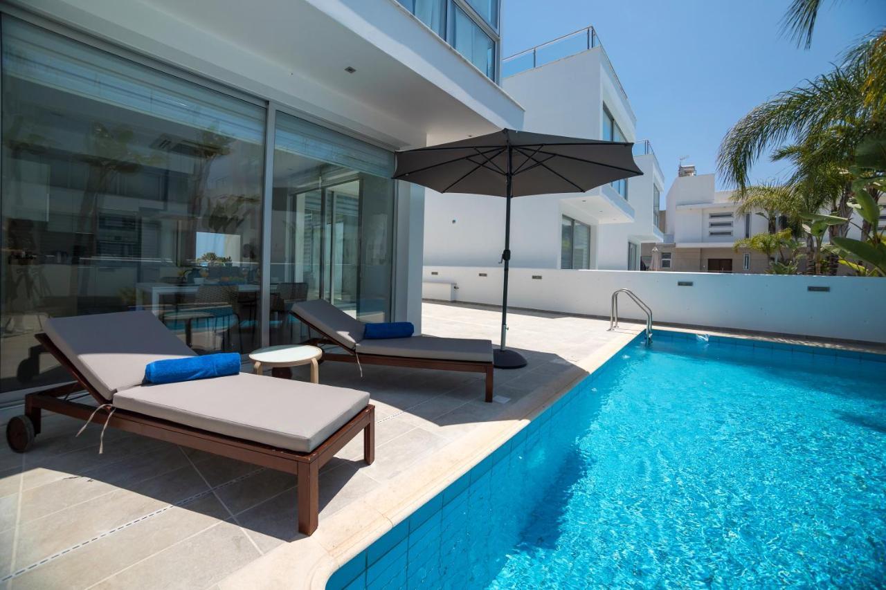 Touch Blue Residences Larnaca Exterior foto